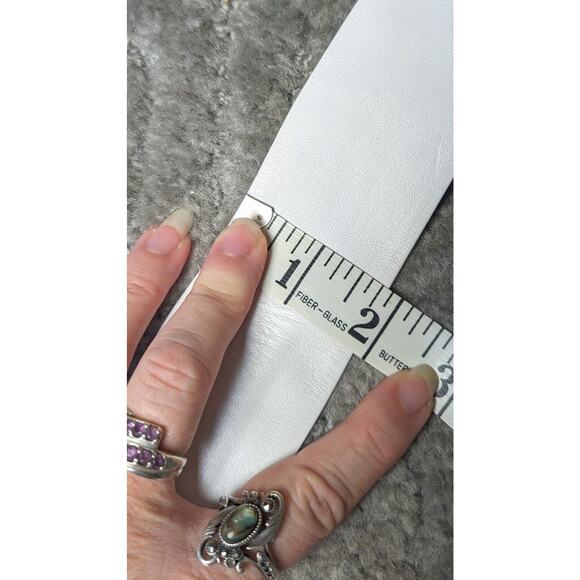 Giani Bernini Belt WOMENS SIZE M/L vtg white leather gold floral buckle 80s main image 6
